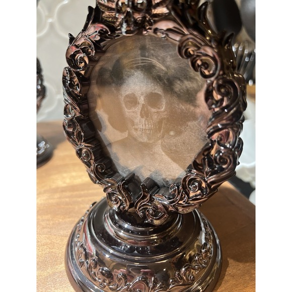 Bath & Body Works ~Halloween Holographic Portrait  Candle Holder - Picture 2 of 7